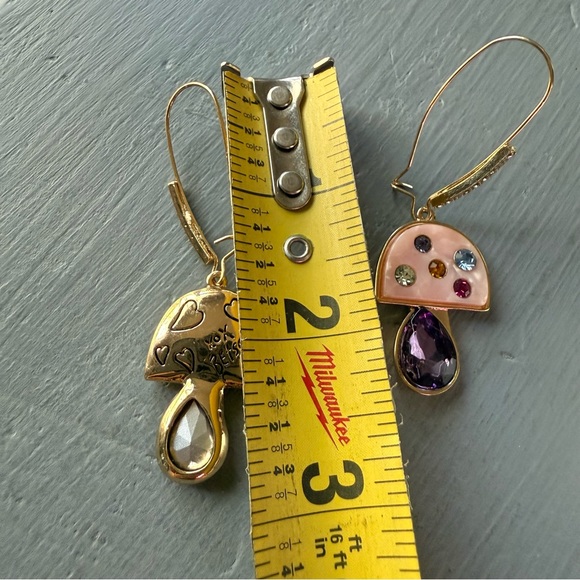 Betsey Johnson Gold Tone Mushroom Earrings - Picture 6 of 8